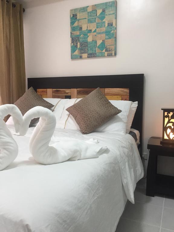 Aaa Condominium Tagaytay City Eksteriør bilde